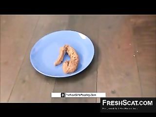 Sexy Blonde Serves Up A Warm Plate Of Her Shit