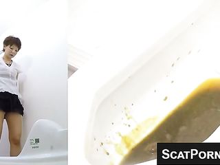 A Bunch Of Hot Japanese Babes Shitting Enemas On Dual Webcam View