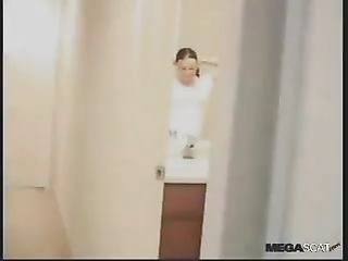 Girl With Huge Ass Poops A Giant Rope Of Fresh Scat For Us