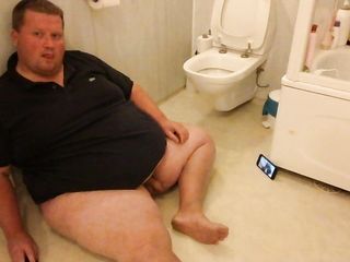 Watch This Fat Male Scat Pig Worship The Toilet And Smear Scat All Over Himself