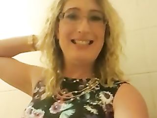 Sexy Girl Tastes Her Piss In The Bathroom During A Wedding