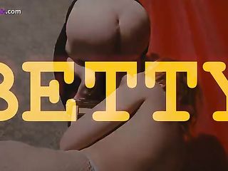 Gorgeous Scat Babe Loves To Fuck Her Shit Filled Hairy Pussy